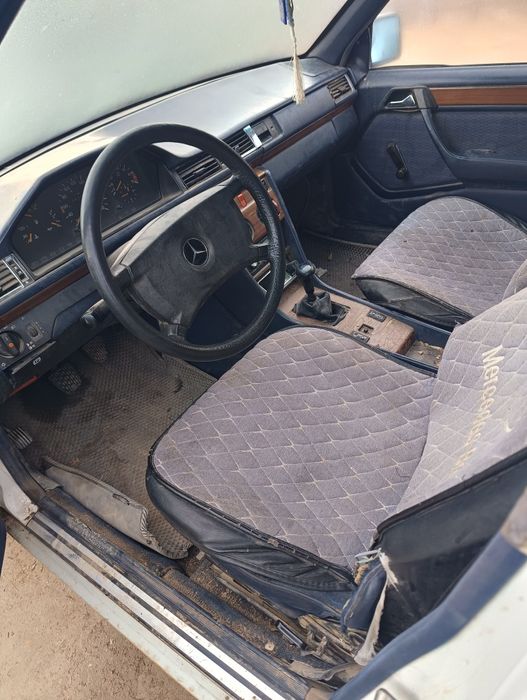 Mercedes E 230 сатылады