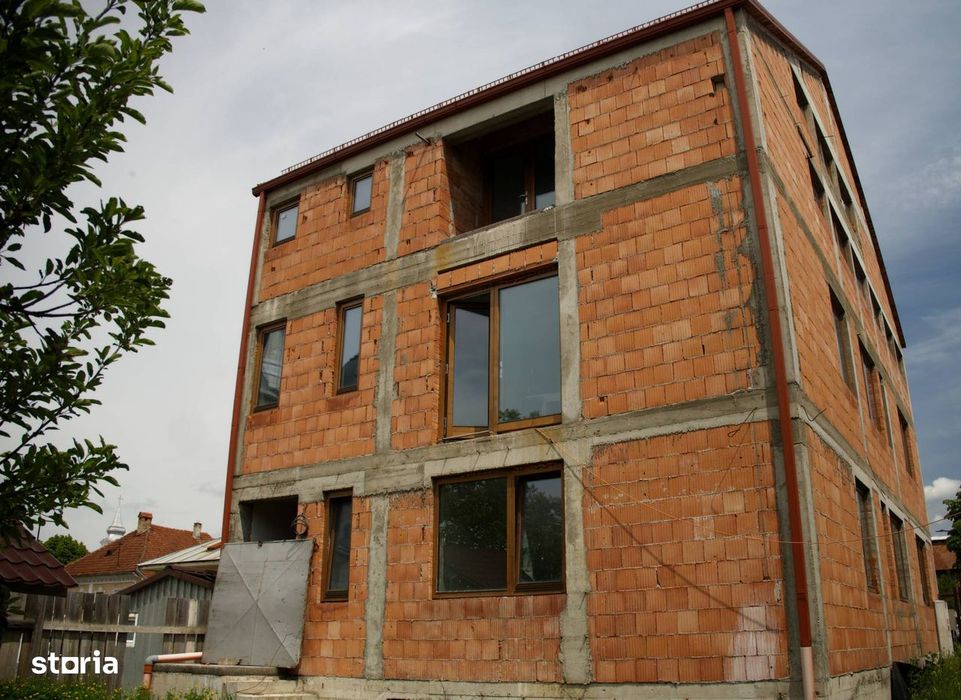 Clădire de birouri nouă în Centrul Istoric Bistrița