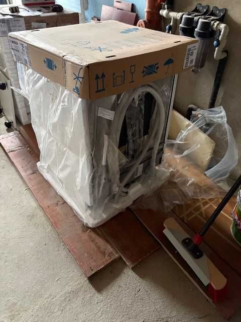 Нова съдомялна Bosch SMS4EVW08E с автоматично отваряне на вратата