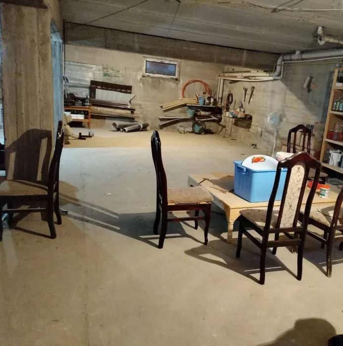 Сергели тумани хокимяти яқинида омборхона ва ишлаб чиқариш учун падвал