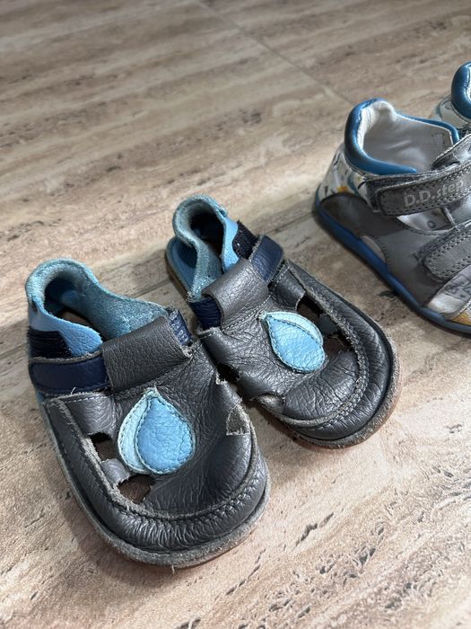Sandalute din piele pt baietel, marime 21