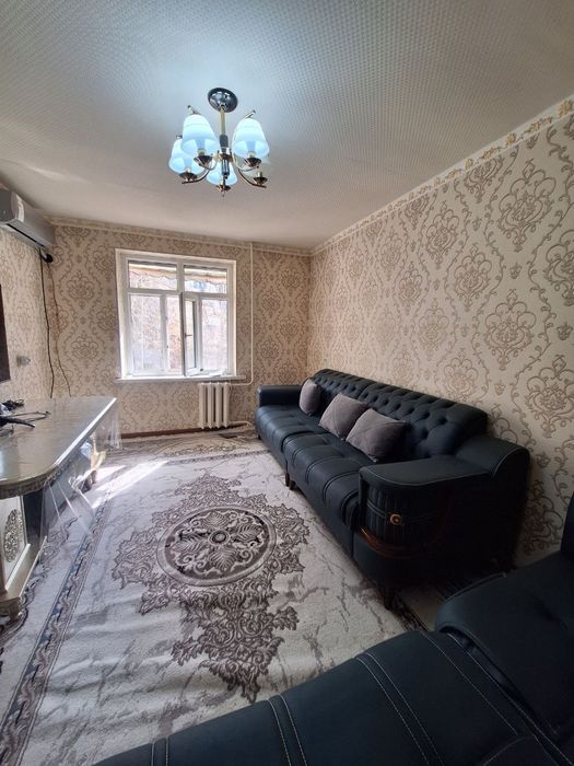 Сотилади Чилонзор 23 квартал кирпич 2 хонали разделка