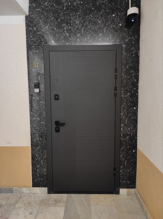 Сергели. Сдается в аренду квартира с новым LUX ремонтом, 3х ком.