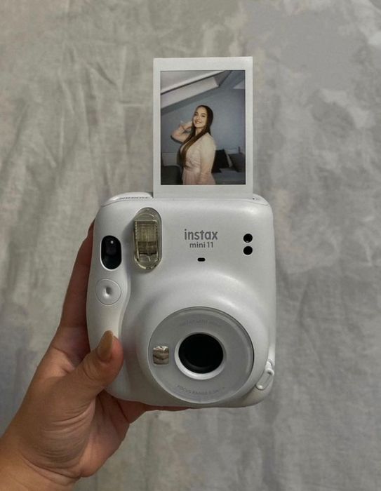 пленочная камера Instax mini 11