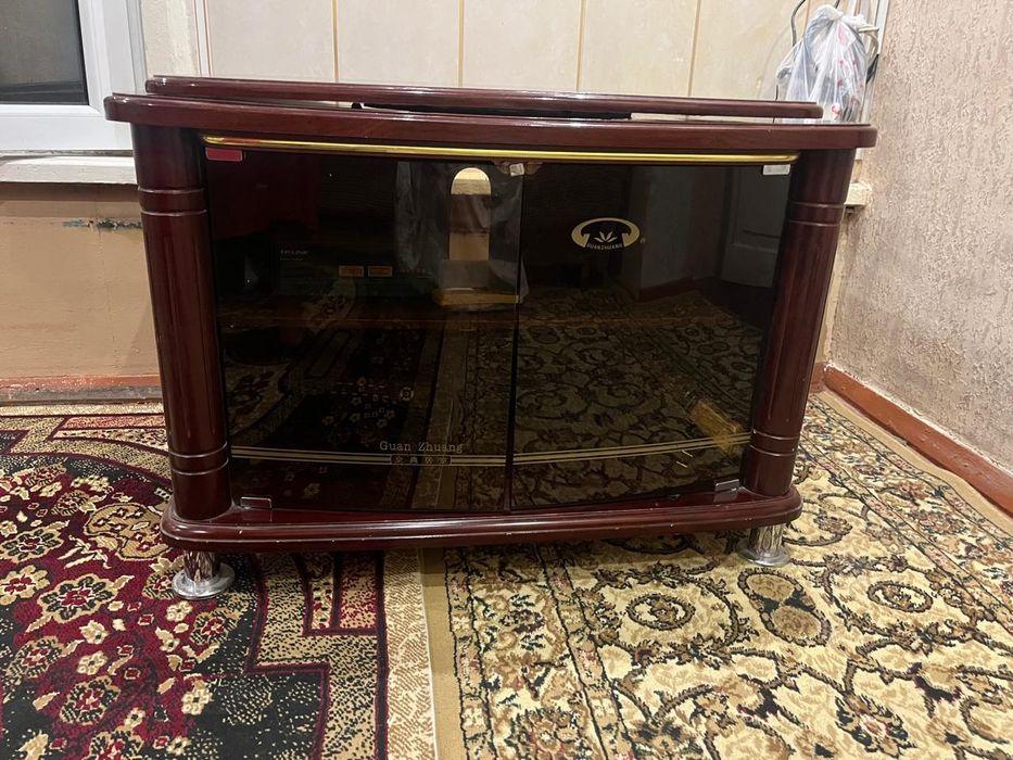Подставка для телевизора
