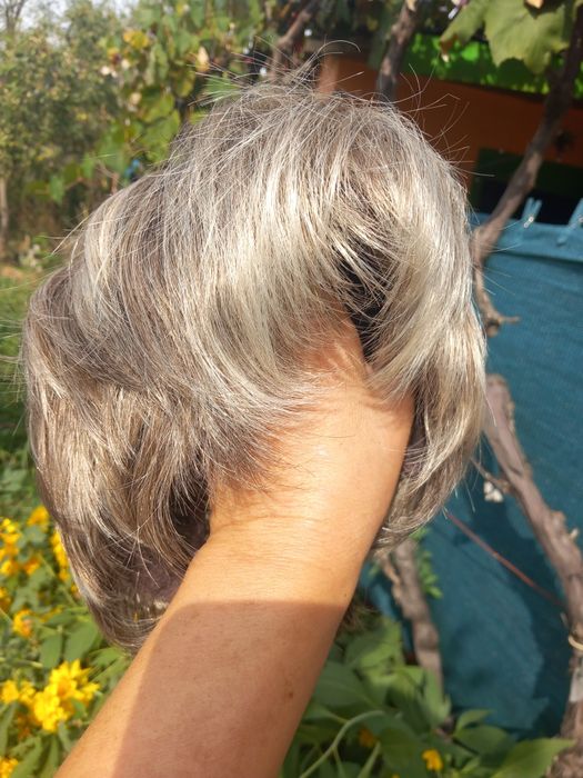 Peruca pixie superba