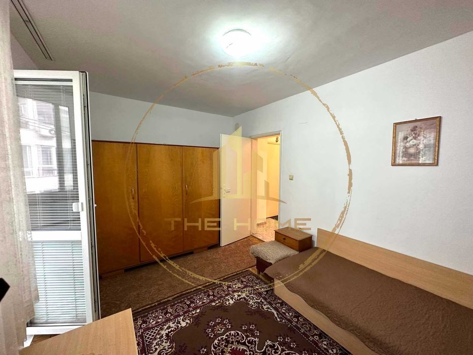 Дава се под наем Двустаен апартамент в Варна, Център - 70 кв.м за 375 € - Снимка #3