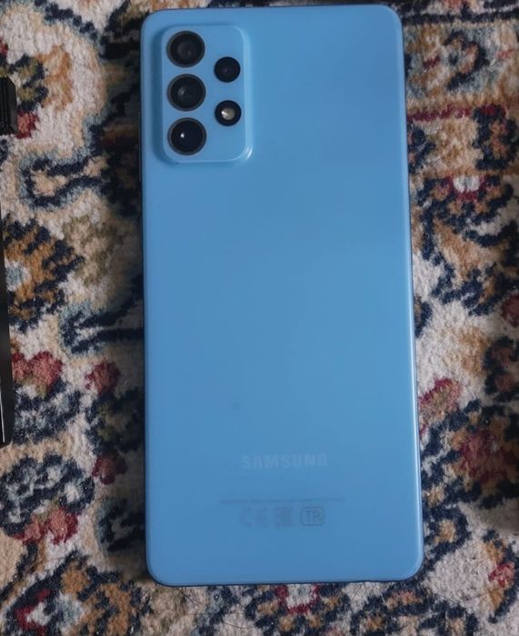 Продам Samsung A72