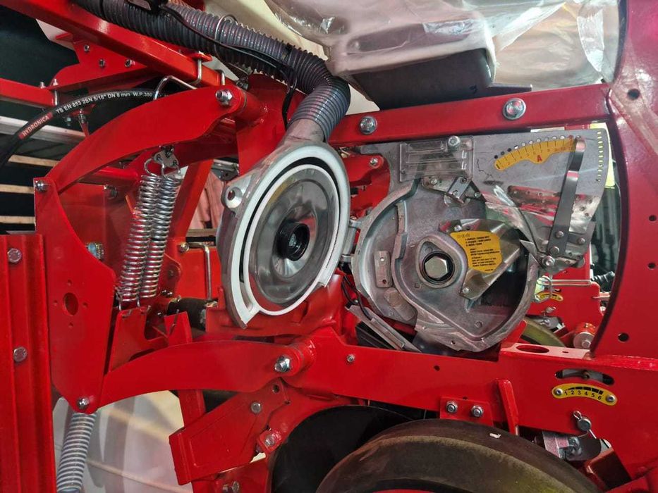 Cеялка дисковая 6-ти рядная Оздуман