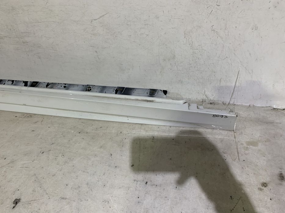 Prag dreapta BMW Seria 1, M-Sport F40, 2019, 2020, 2021, 2022, 2023, cod origine OE A2466901440.