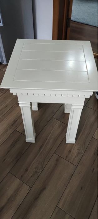 Журнальный столик