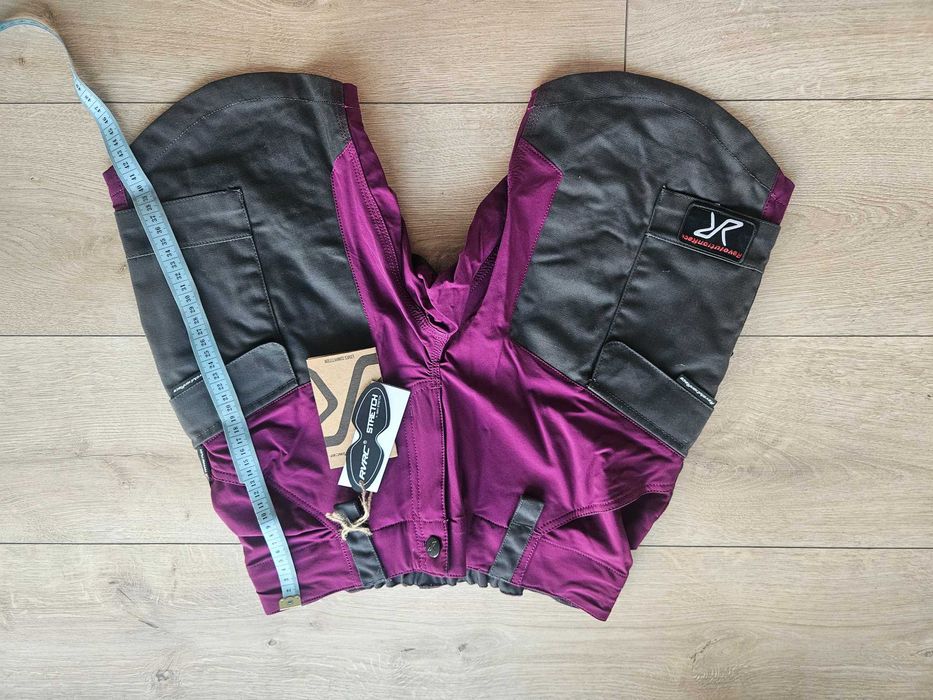 Pantaloni scurti dama RevolutionRace pentru drumetii, trekking, mountainbiking, marime S/36