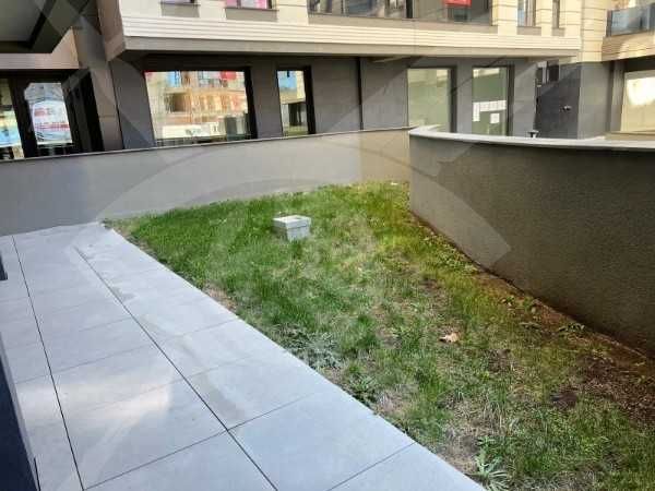 Продава се Тристаен апартамент в Пловдив, Каменица 2 - 117 кв.м за 1411 €/кв.м - Снимка #2