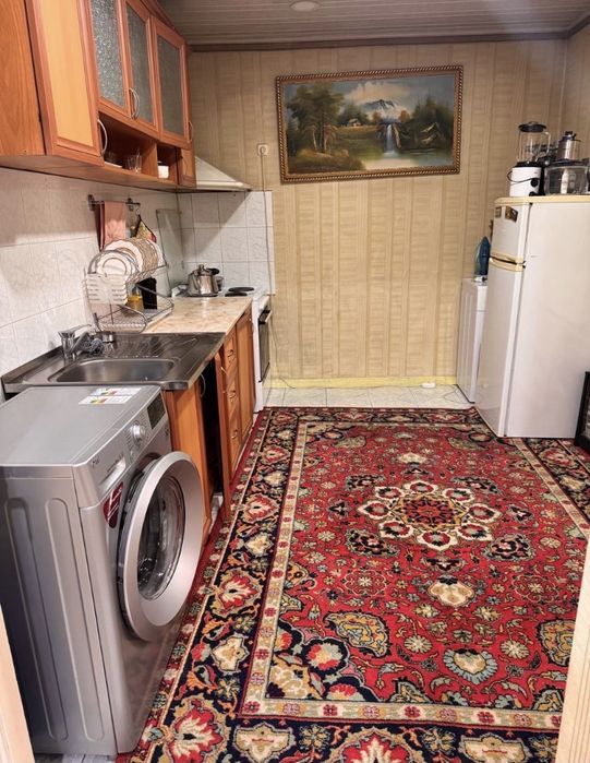 Продается 2х в 3х комнатная квартира. Дархан