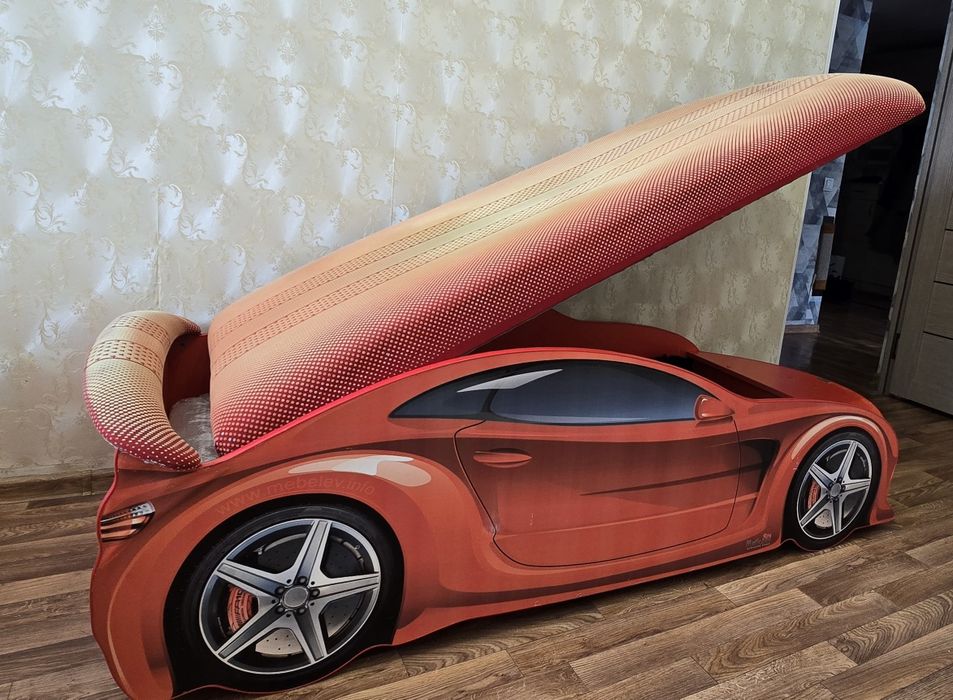 Кровать-машинка Мерседес