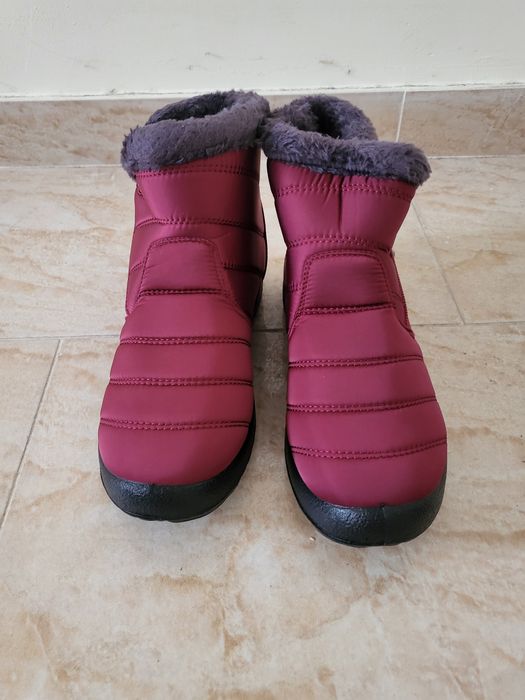 Дамски олекотени ботуши