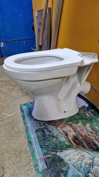 Унитаз строительный