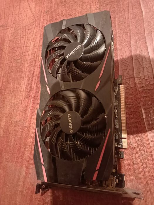 Видео карты SAPPHIRE Nitro+. 8гб