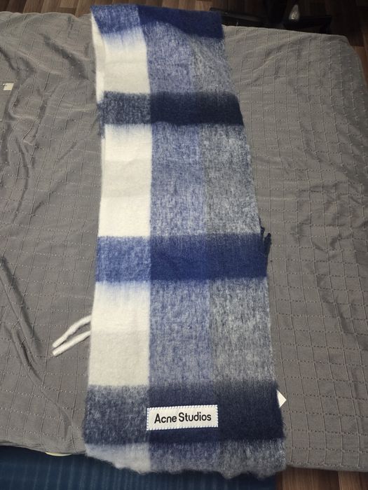 Acne studios fular