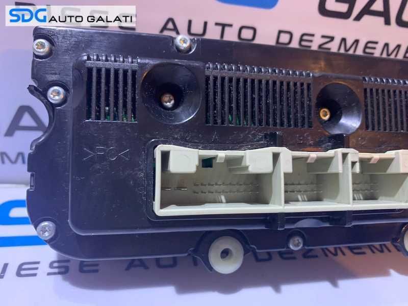 Panou Consola Comanda AC Clima Climatronic cu Incalzire in Scaune VW Passat B6 2005 - 2010 Cod 746775-33V 3C0907044AH