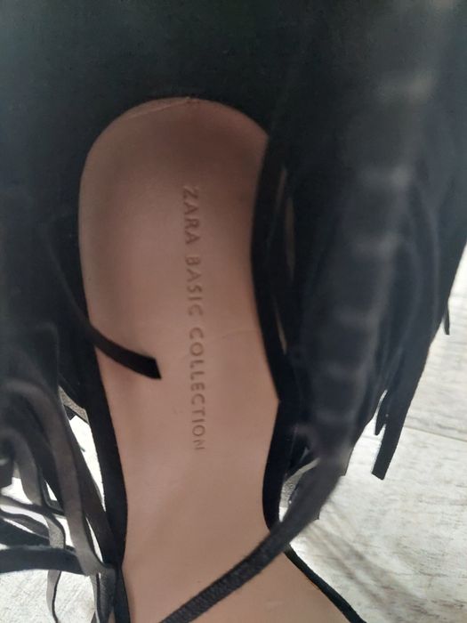 Pantofi decupati ZARA(eleganti)