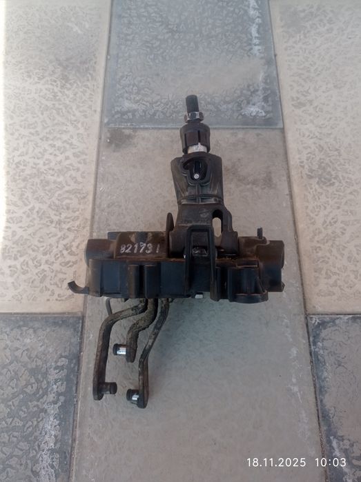 Кулиса на мерс 124