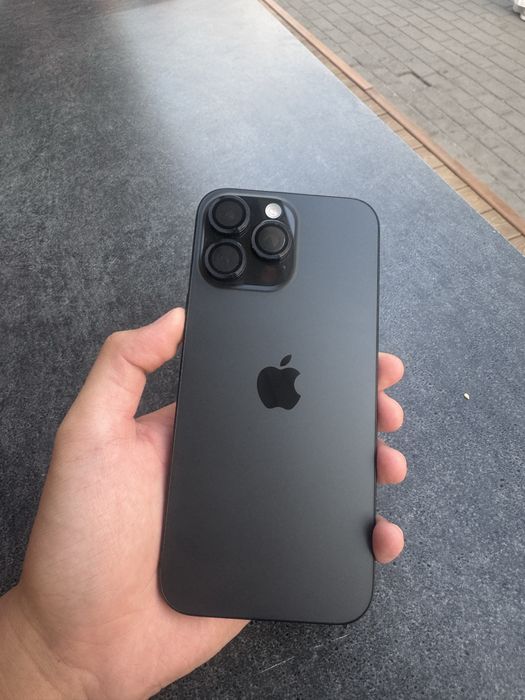 iPhone 16 pro max black titanium