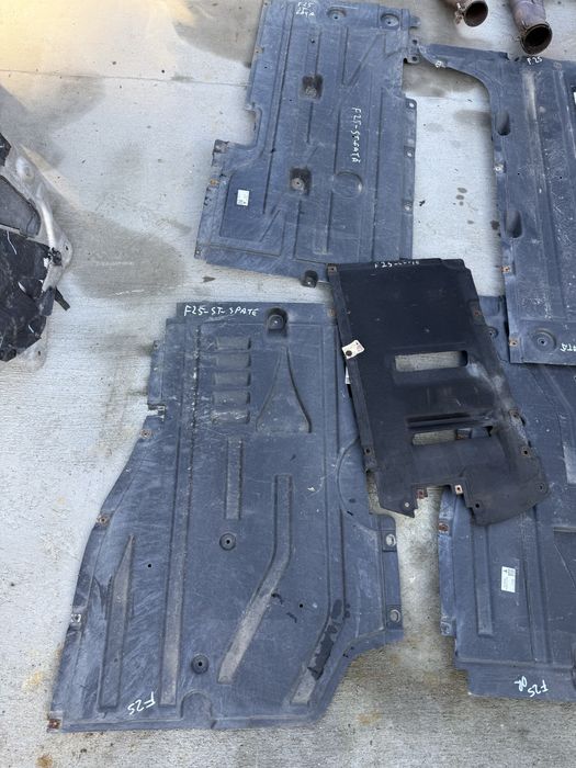 Scut cutie scut laterala stanga dreapta Bmw x3 f25