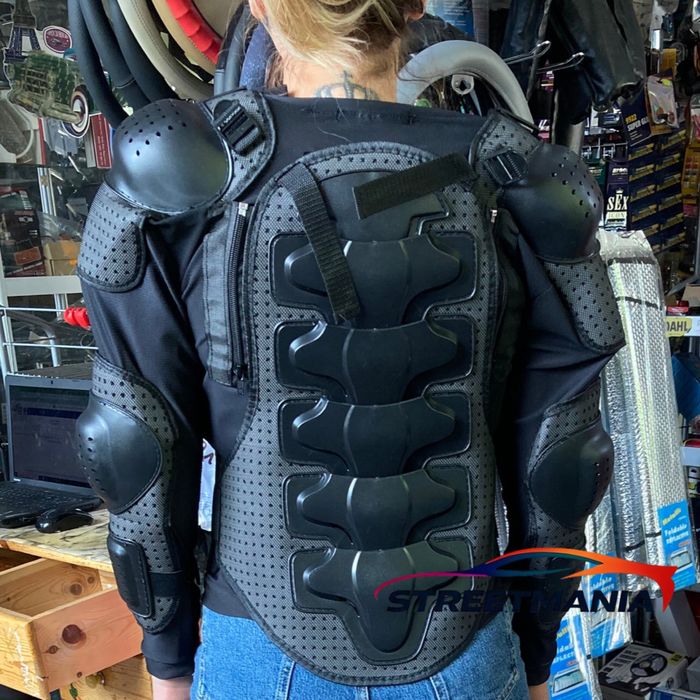 Бронирано мото яке с протектори – размер M (реално отговаря на S)