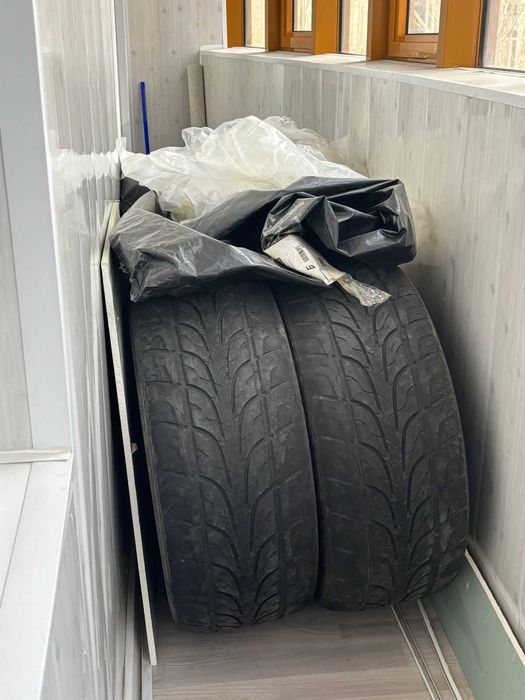 Продам Шины 285/50/20