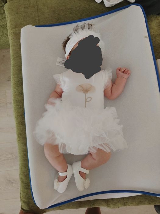 Mayoral  Официална рокля за бебе + лента за глава и обувки