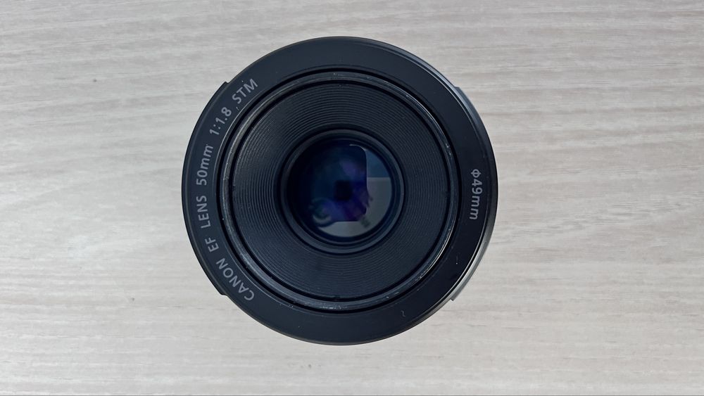 Canon EF 50mm f/1.8 STM