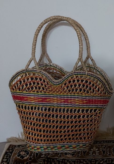 Корзинка модная стильная