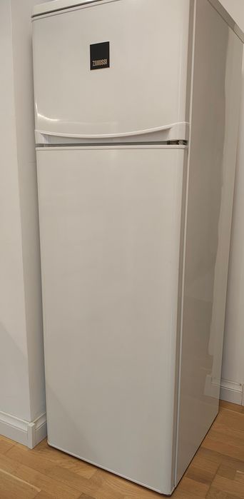Zanussi ZRT27100WA