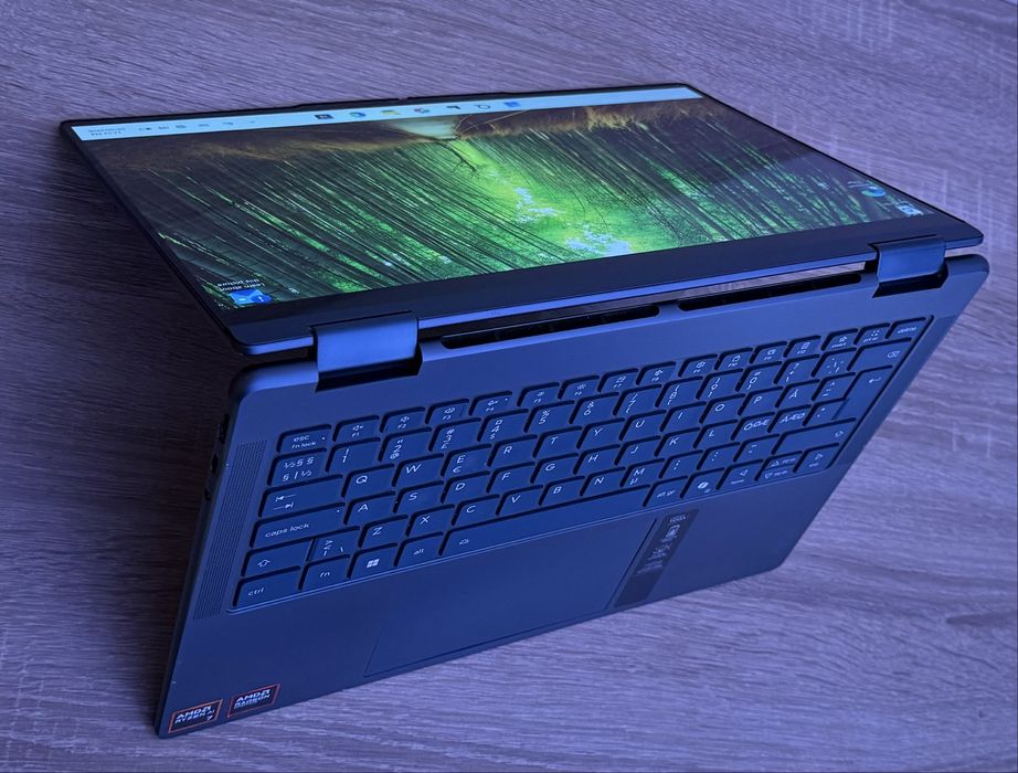 Lenovo Yoga 7 AMD Ryzen 7 AI 350 - 32GB 1TB - OLED ! 2in1 x360 Slim
