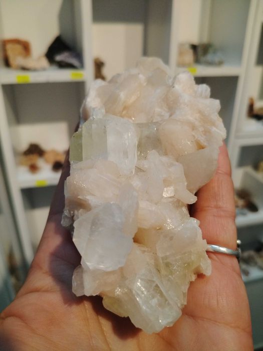 Страхотен апофилит със стилбит от Индия,