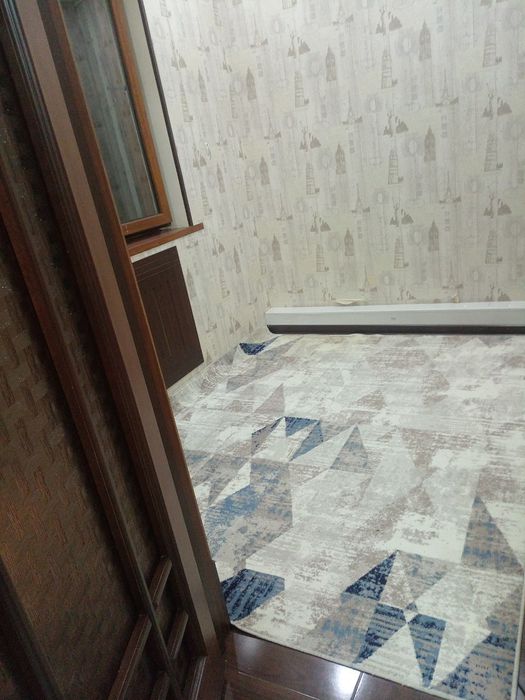 Darxon Ekskavatorniy, Pushkin metro yonida