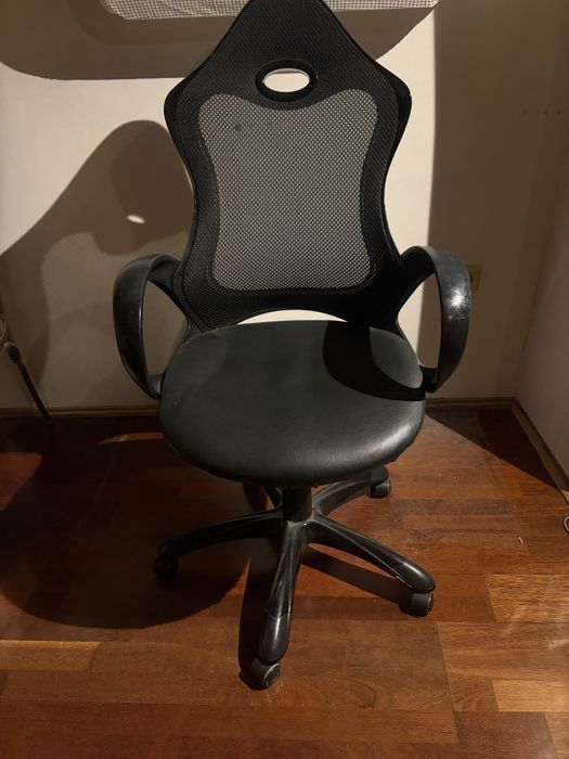 Бюро и стол комплект