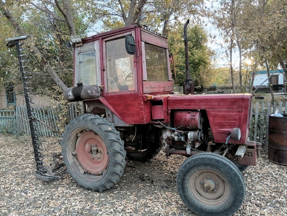 Продам Т25 хорошом состояние торк есть