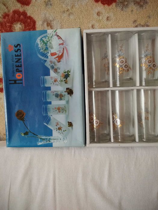 Продам стаканы новые.