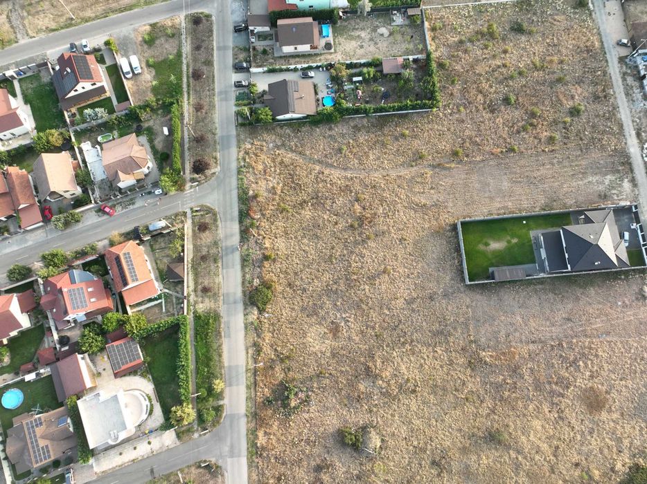 Teren 2.061 mp, Str. 3, zona Tineretului, Vladimirescu