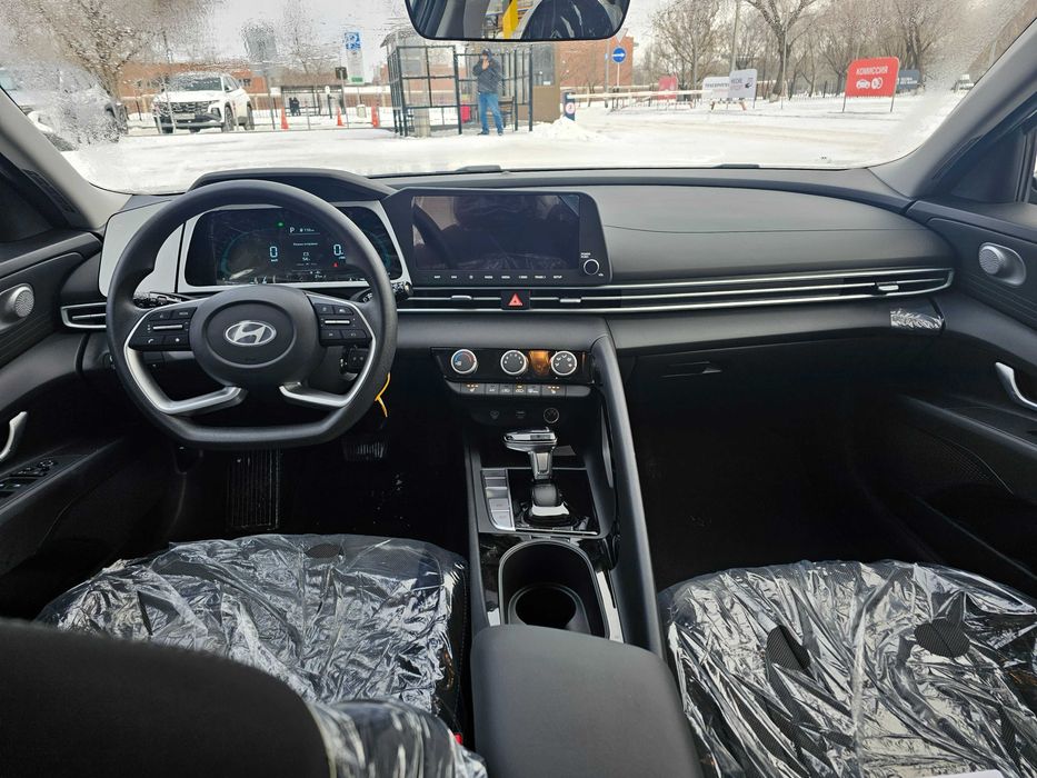 Новый Hyundai Elantra 2025