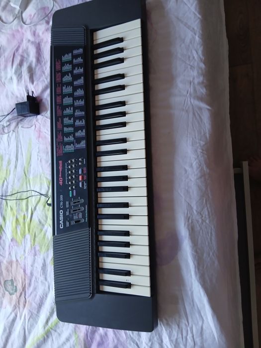 Синтезатор  Casio CTK-200