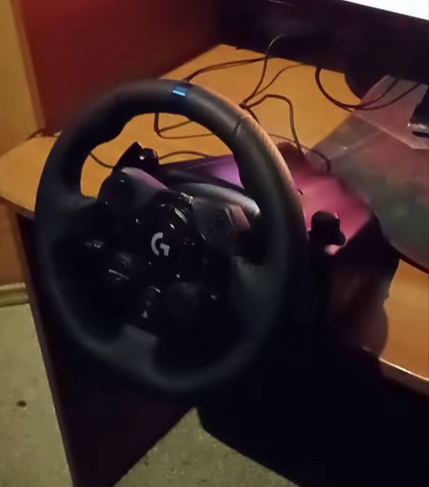 Volan Logitech G923 Gaming - Impecabil