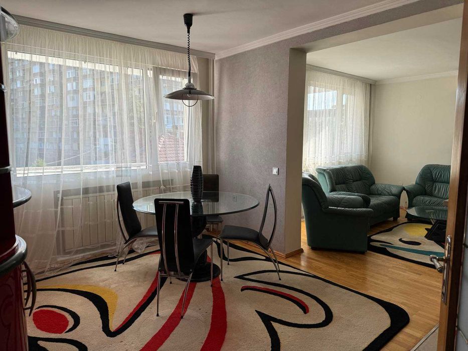 Дава се под наем Тристаен апартамент в Габрово, Беленци - 120 кв.м за 510 € - Снимка #3