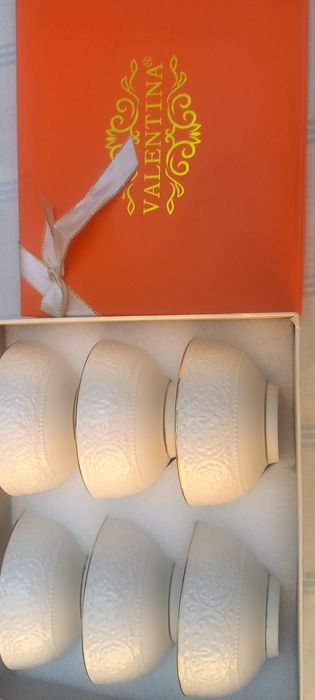 Продам подарочный сервис Valentina