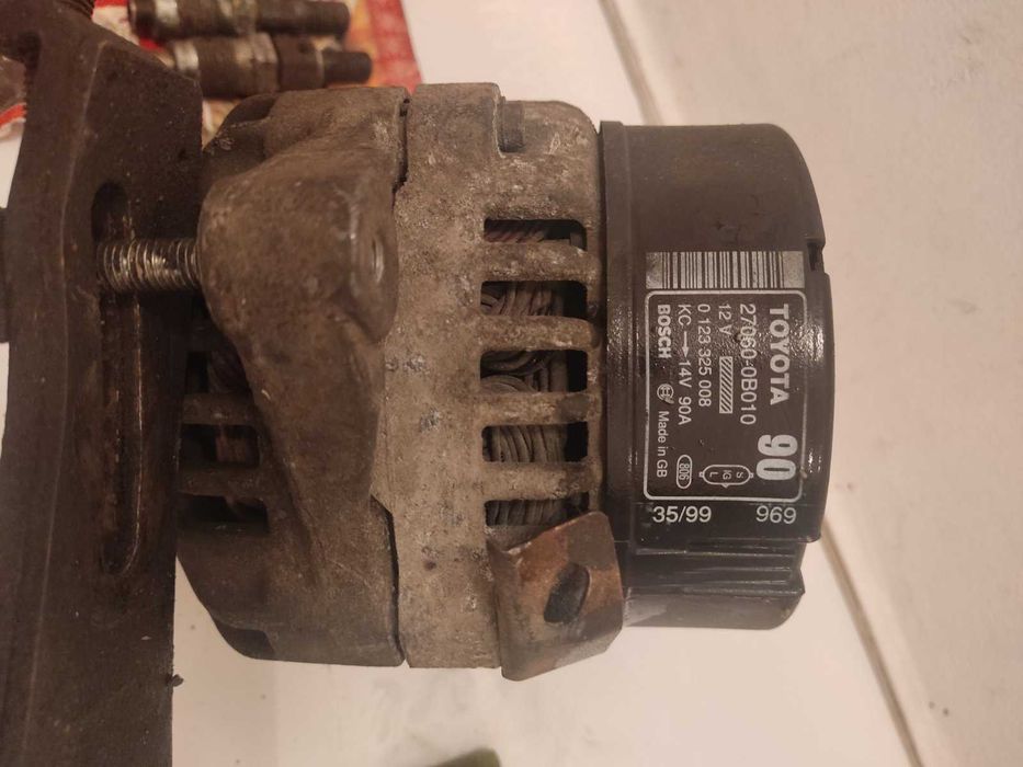 Части Тойота Авенсис 2.0 ТД 1999 г.