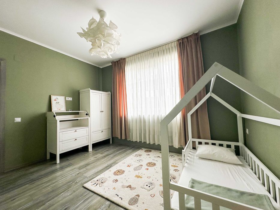 Casă cu 3 dormitoare Osorhei, complet mobilată, garaj, panouri fotovoltaice (Persoana Fizica)