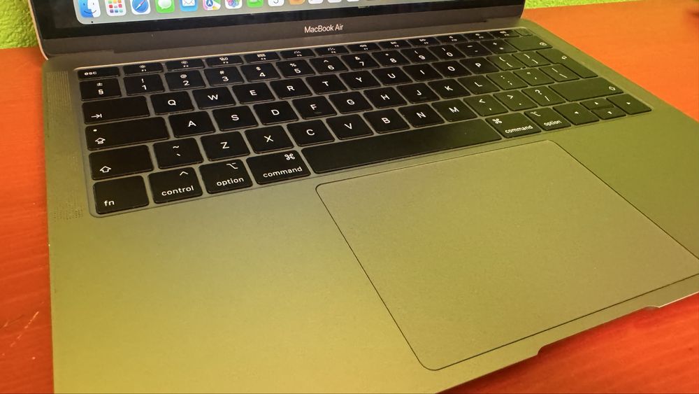 MacBook Air 13" 2019 Retina | Intel i5 | 16GB RAM | 256GB SSD | Sonoma OS