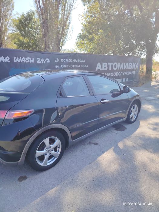 Хонда Сивик 1.4 83к върти но не пали.